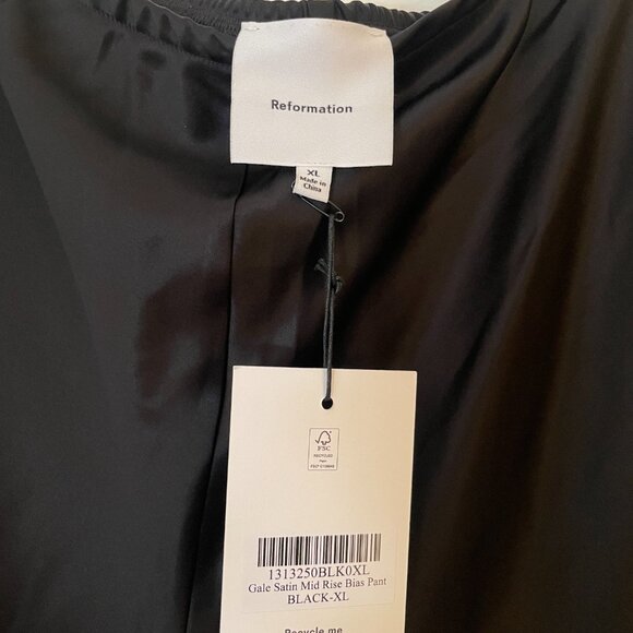 Reformation Gale Satin Mid Rise Bias Pant, Black, NWT, Size XL - Picture 6 of 7